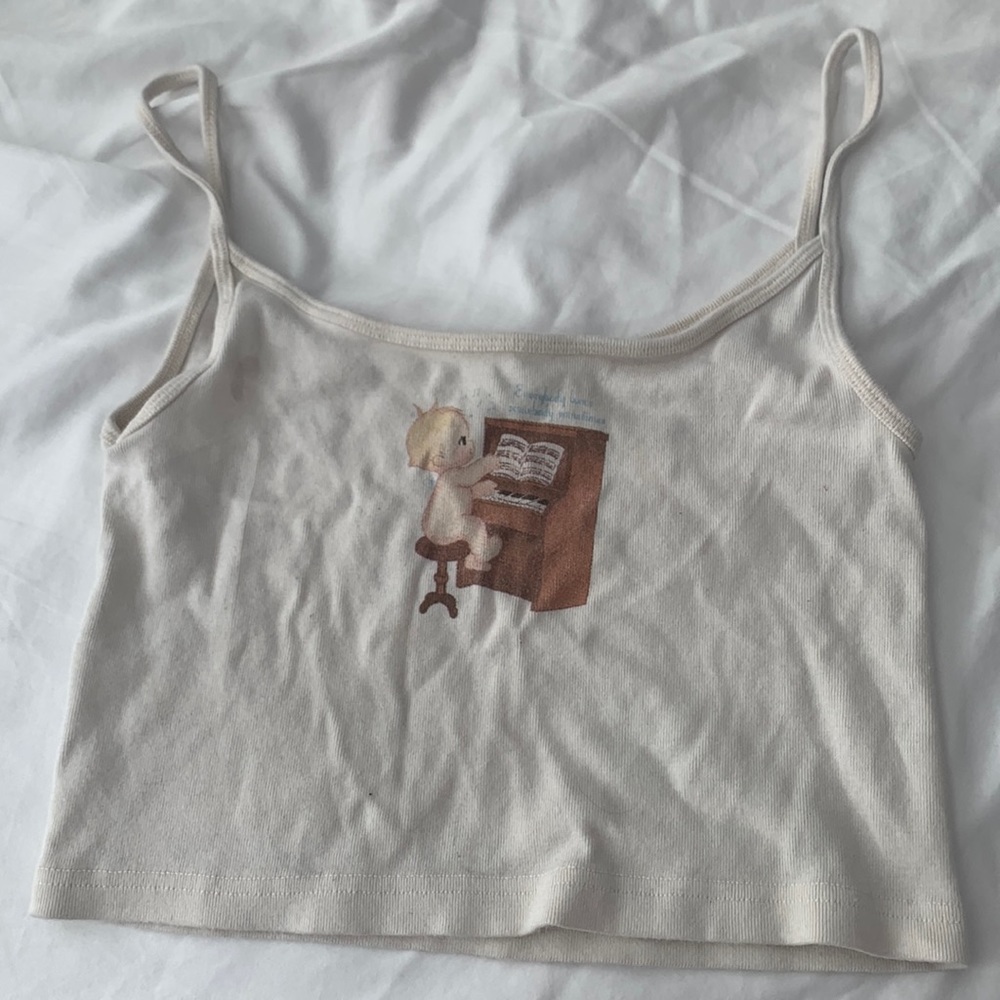 Brandy Melville Baby Tee